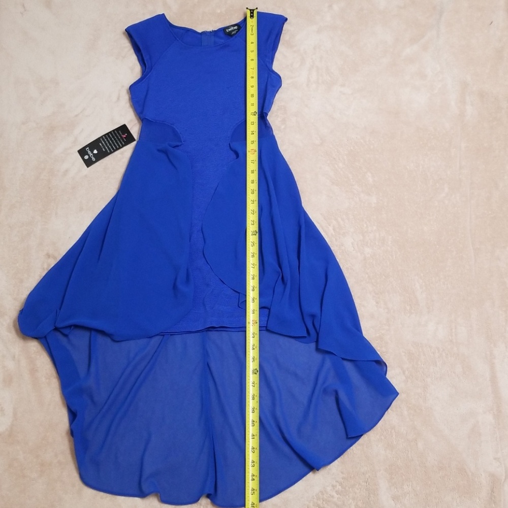🆕️BeBe Dress - Picture 3 of 8